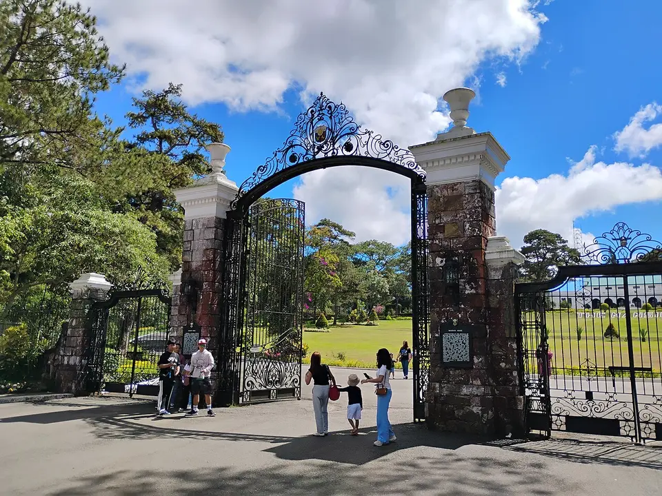 The Mansion gate in Baguio